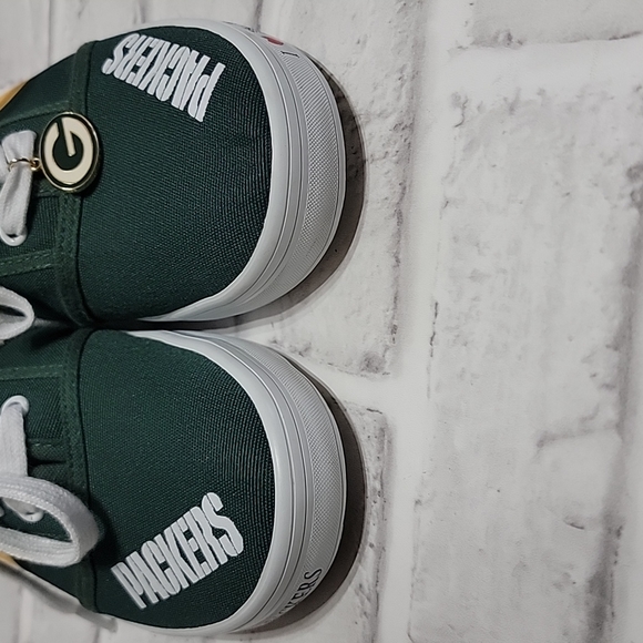 Bradford Exchange Green Bay Packers Lace-up Sneakers/Tennis Shoe - Picture 5 of 10